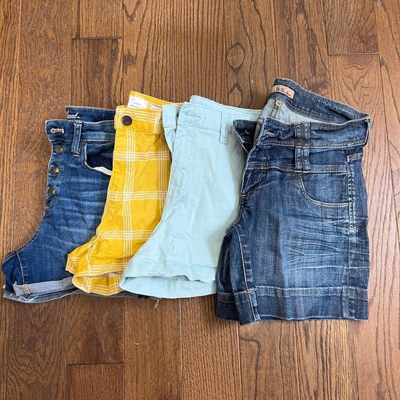 Women's Shorts bundle SZ 8 - Picture 1 of 10